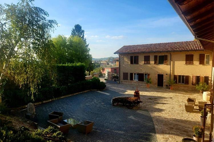 Ca'Rapulin Villa Calosso Екстериор снимка